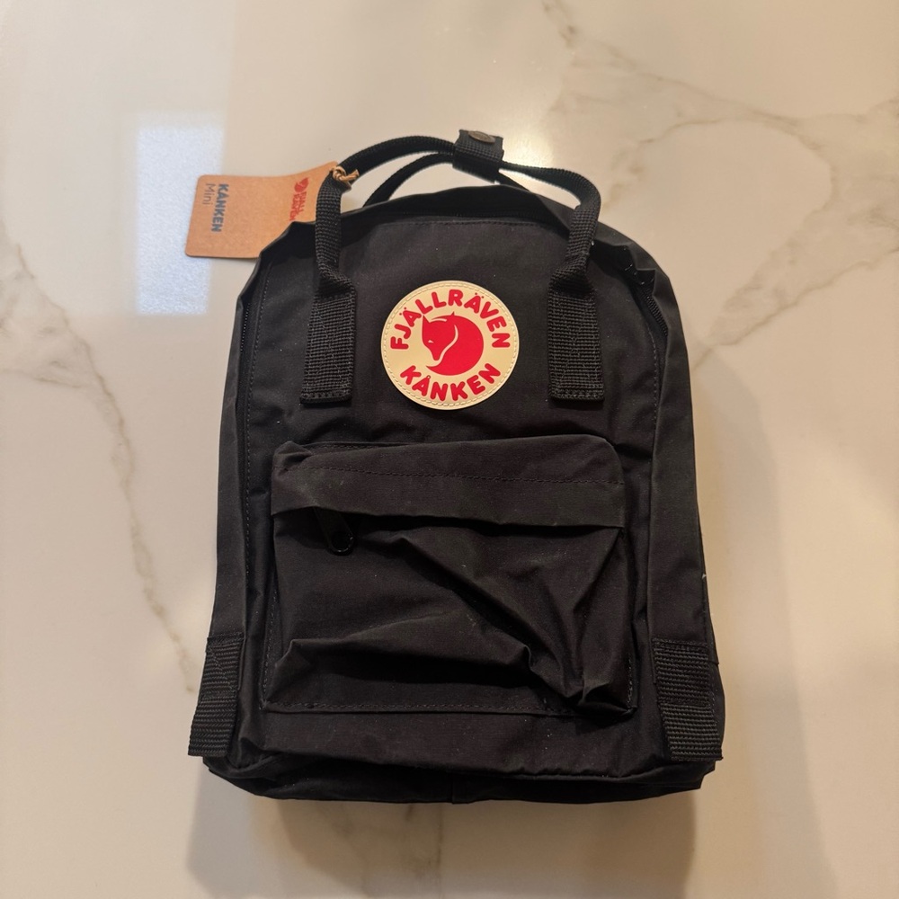 Fjallraven Kanken Mini Backpack in Black